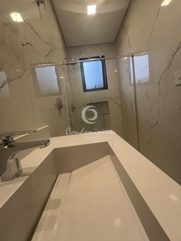 Casa de Condomínio com 3 quartos à venda, 290m² — foto 20 de 30