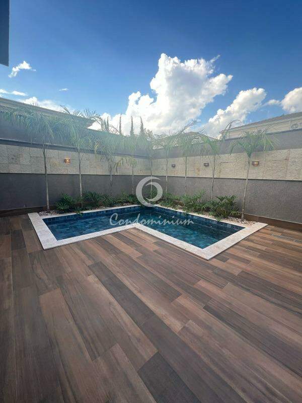 Casa de Condomínio com 3 quartos à venda, 290m² — foto 11 de 30