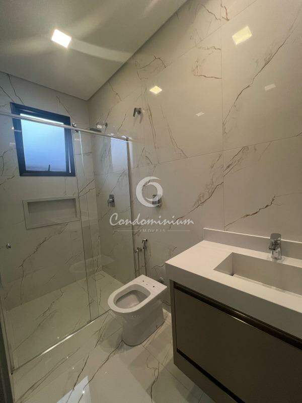 Casa de Condomínio com 3 quartos à venda, 290m² — foto 17 de 30