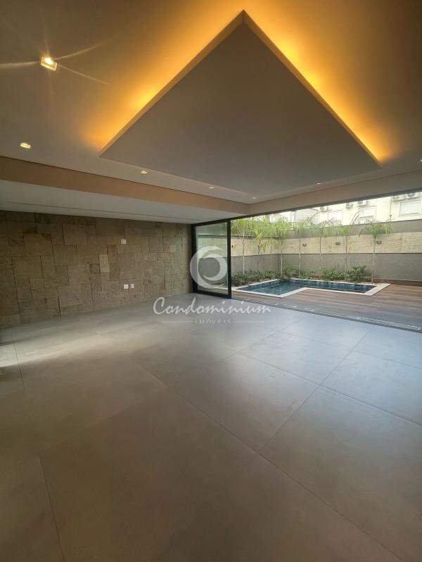 Casa de Condomínio com 3 quartos à venda, 290m² — foto 8 de 30