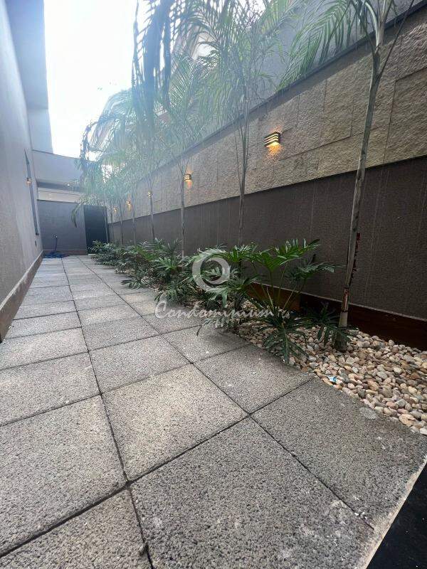 Casa de Condomínio com 3 quartos à venda, 290m² — foto 12 de 30