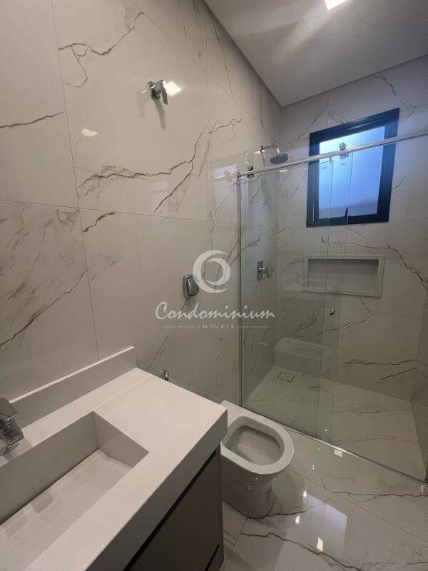 Casa de Condomínio com 3 quartos à venda, 290m² — foto 21 de 30