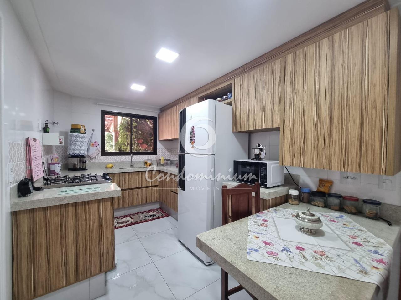 Casa de Condomínio com 3 quartos à venda, 280m² — foto 17 de 29