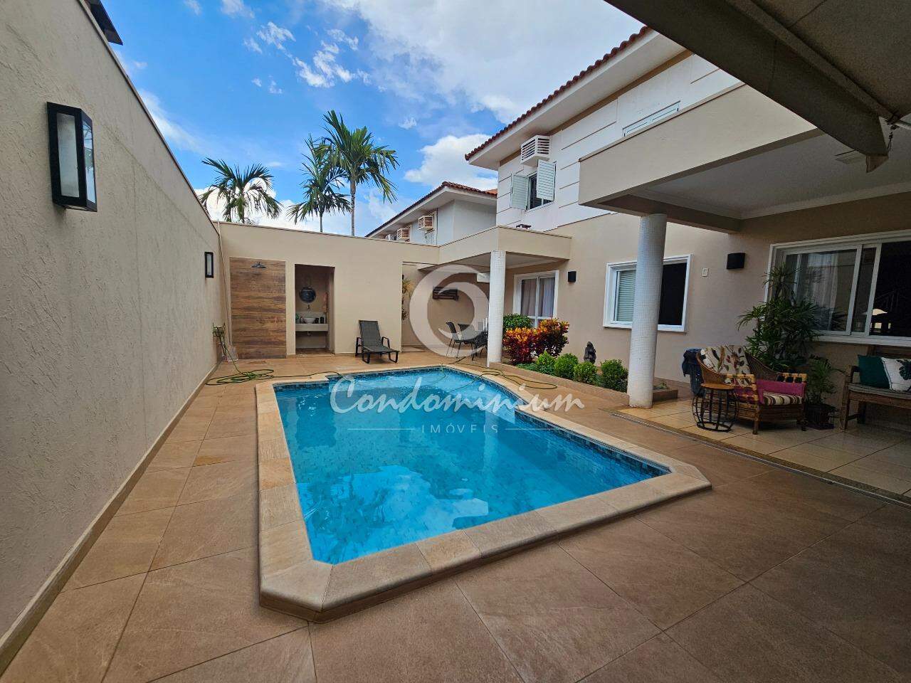 Casa de Condomínio com 4 quartos à venda, 320m² — foto 16 de 35