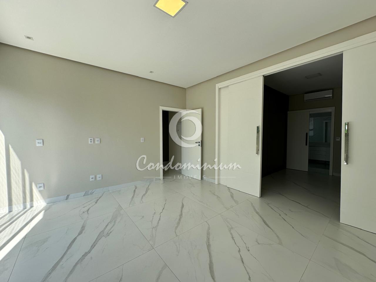 Casa de Condomínio  à venda, 367m² — foto 28 de 41