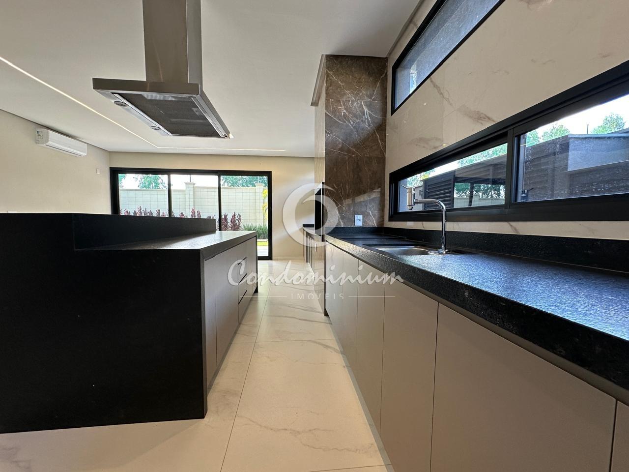Casa de Condomínio  à venda, 367m² — foto 9 de 41