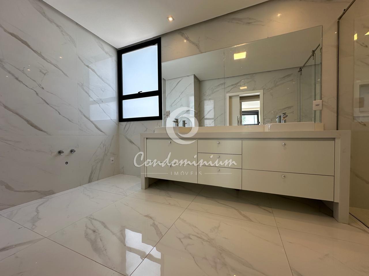 Casa de Condomínio  à venda, 367m² — foto 18 de 41