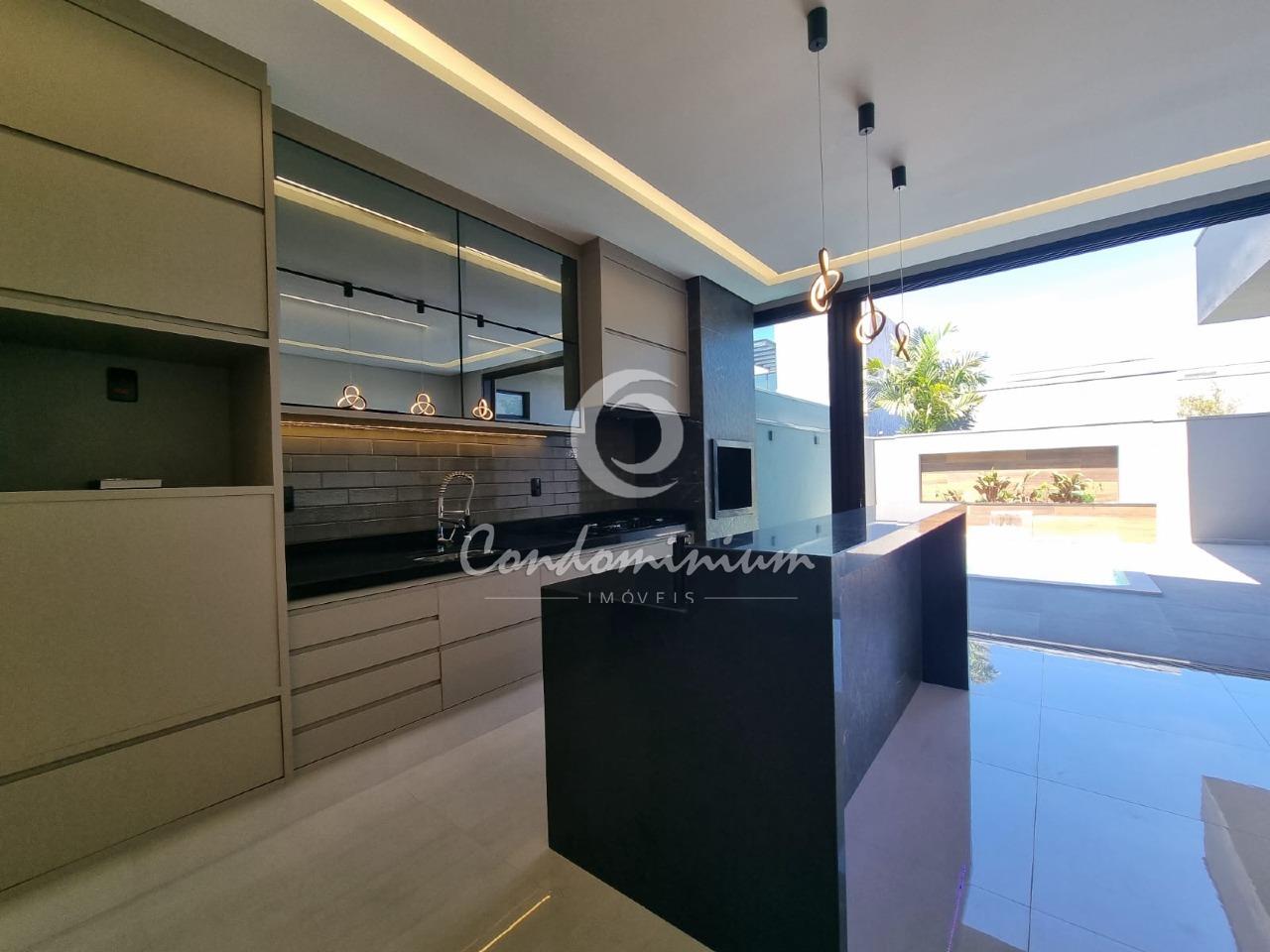 Casa de Condomínio com 3 quartos à venda, 213m² — foto 10 de 23