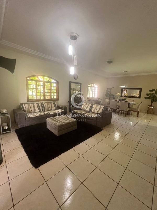 Casa de Condomínio com 3 quartos à venda, 500m² — foto 19 de 27