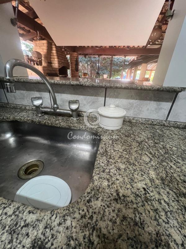 Casa de Condomínio com 3 quartos à venda, 500m² — foto 16 de 27