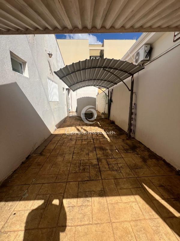 Casa  à venda, 160m² — foto 2 de 16