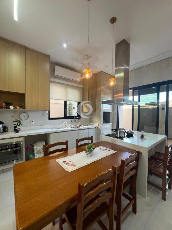 Casa de Condomínio com 3 quartos à venda, 165m² — foto 12 de 17