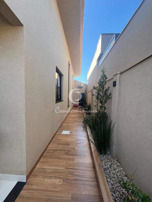 Casa de Condomínio com 3 quartos à venda, 165m² — foto 15 de 17