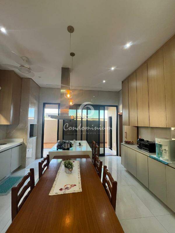 Casa de Condomínio com 3 quartos à venda, 165m² — foto 13 de 17