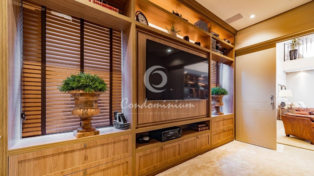 Casa de Condomínio com 4 quartos à venda, 570m² — foto 4 de 25