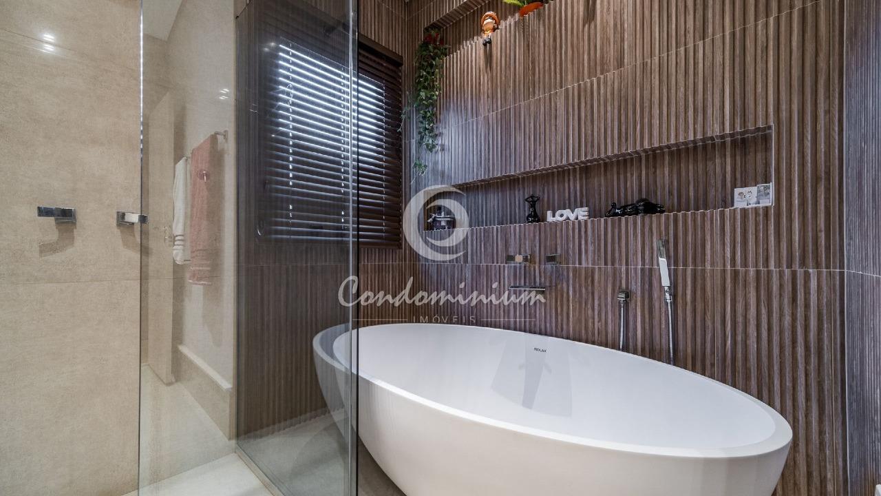 Casa de Condomínio com 4 quartos à venda, 570m² — foto 10 de 25