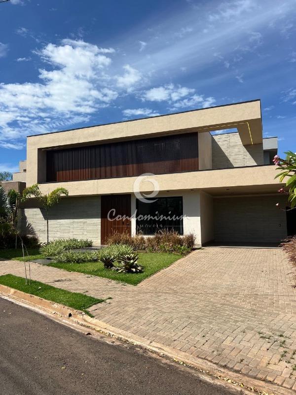 Casa de Condomínio com 3 quartos à venda, 235m² — foto 2 de 24