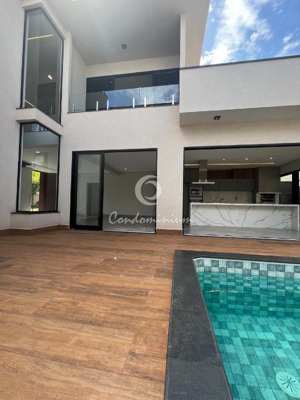 Casa de Condomínio com 3 quartos à venda, 235m² — foto 8 de 24
