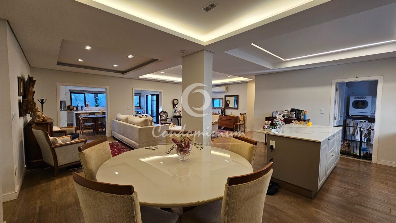 Casa de Condomínio com 4 quartos à venda, 400m² — foto 9 de 24