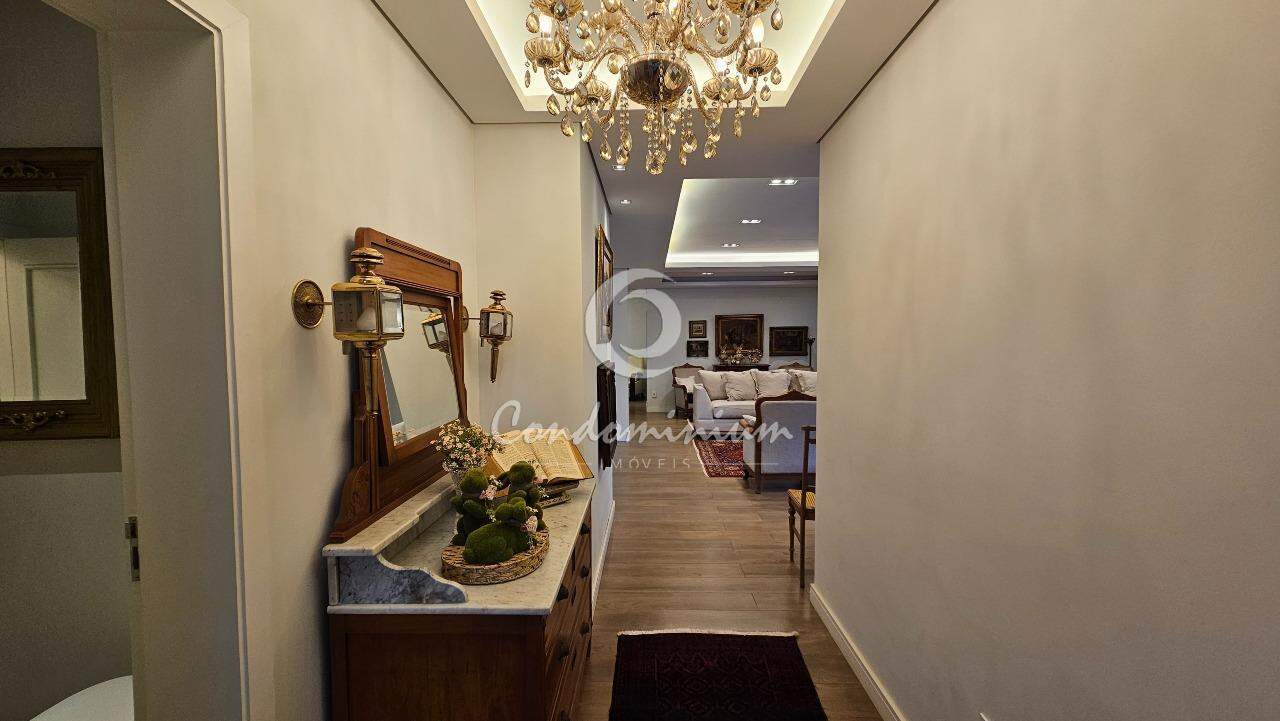 Casa de Condomínio com 4 quartos à venda, 400m² — foto 2 de 24