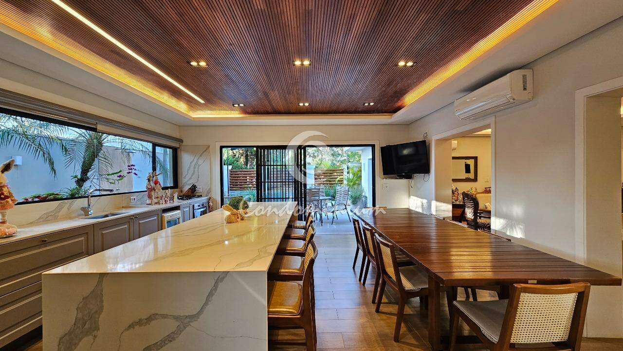 Casa de Condomínio com 4 quartos à venda, 400m² — foto 12 de 24