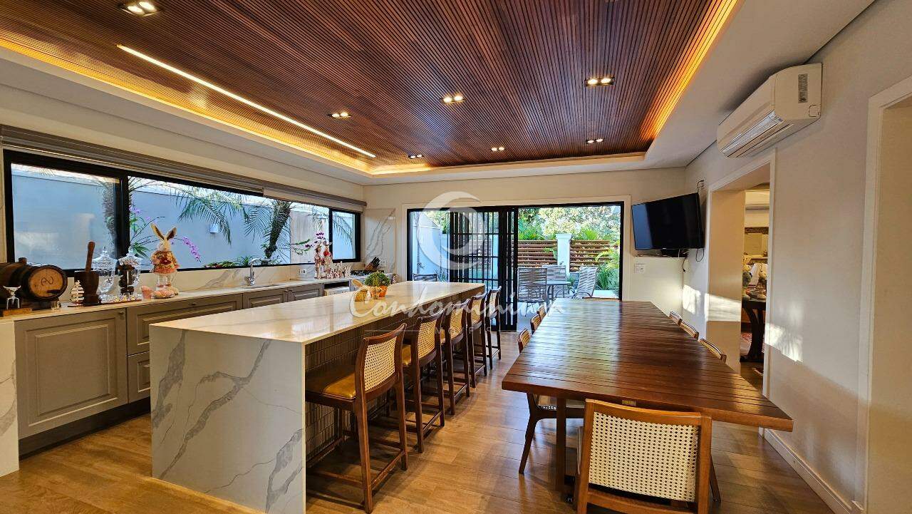 Casa de Condomínio com 4 quartos à venda, 400m² — foto 15 de 24