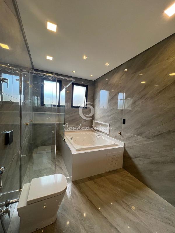 Casa de Condomínio com 6 quartos à venda, 800m² — foto 3 de 44