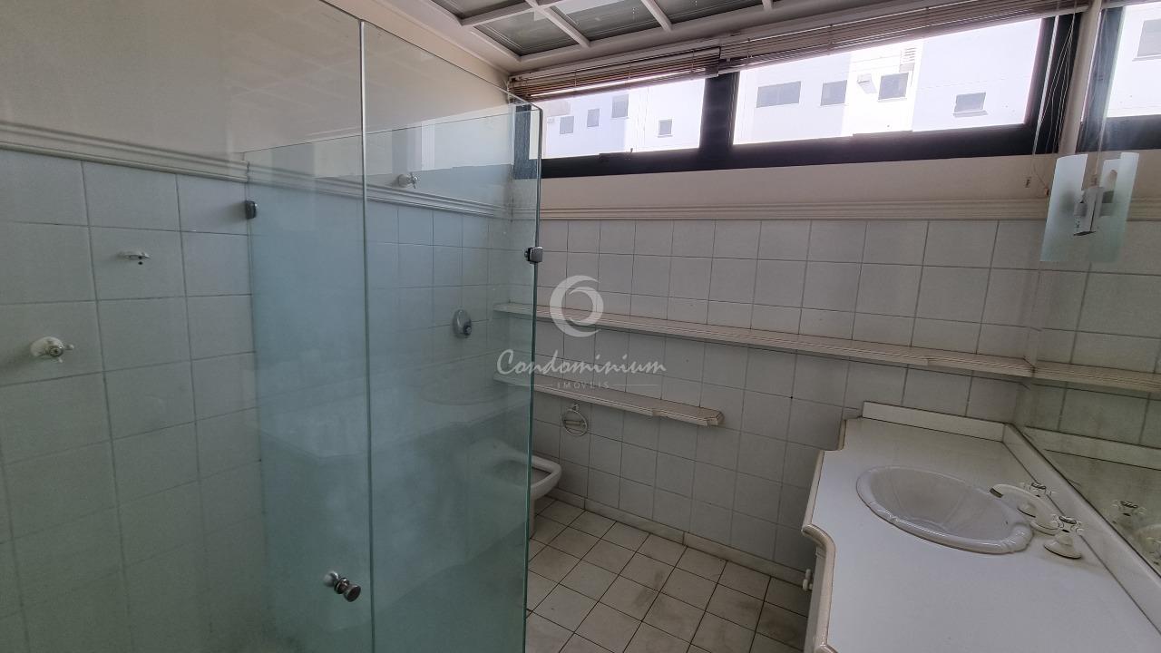 Apartamento com 4 quartos à venda, 360m² — foto 18 de 30