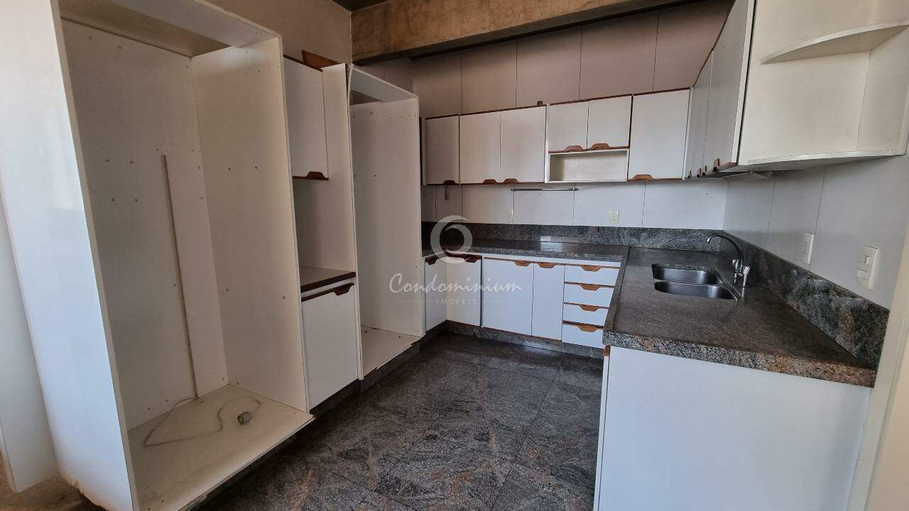 Apartamento com 4 quartos à venda, 360m² — foto 28 de 30