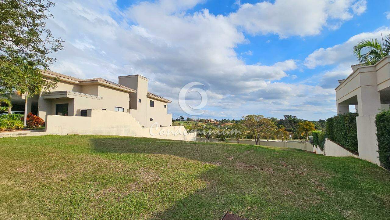 Terreno / Lote / Condomínio  à venda, 928m² — foto 2 de 33