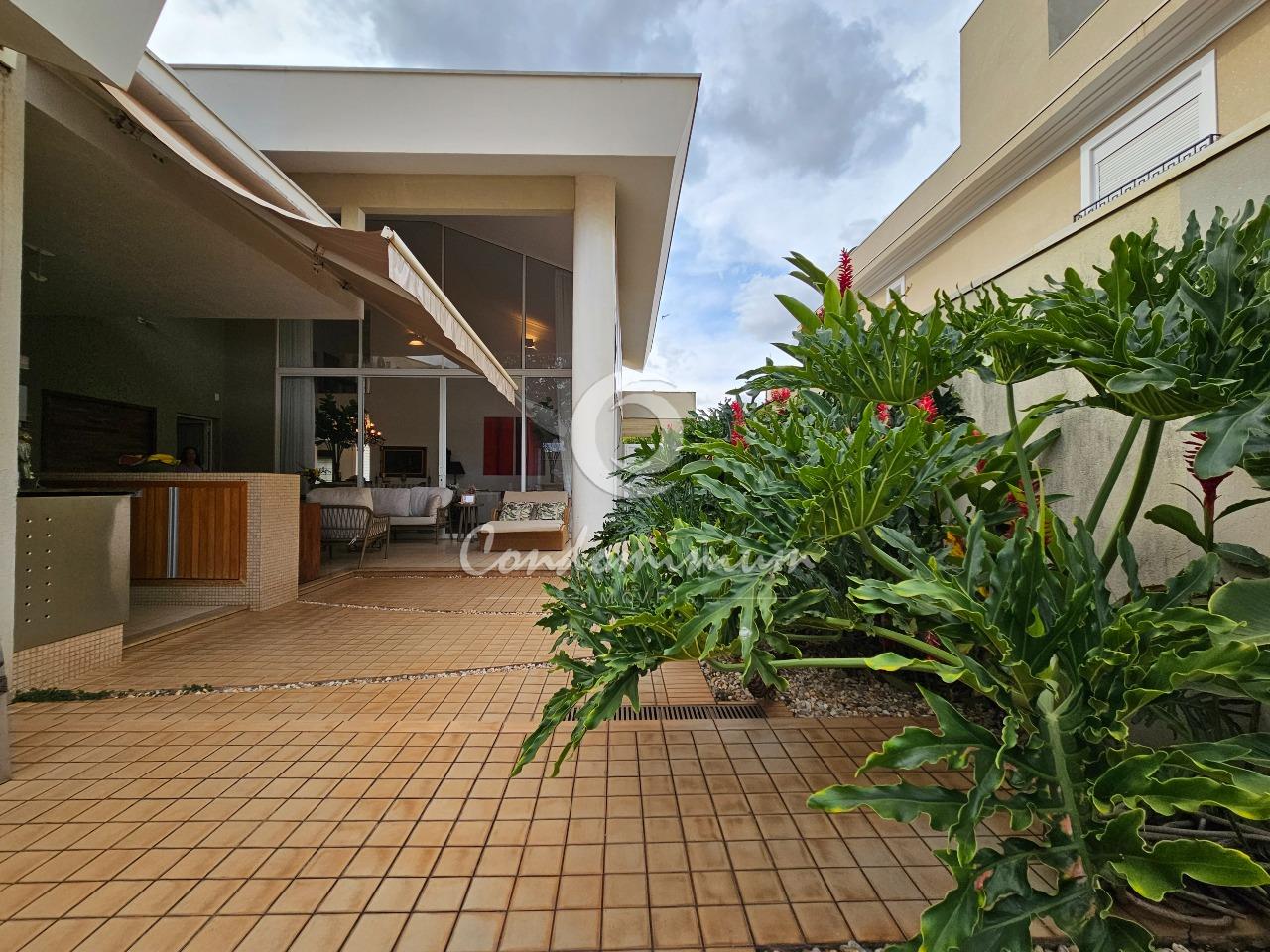 Casa de Condomínio com 4 quartos à venda, 377m² — foto 16 de 40