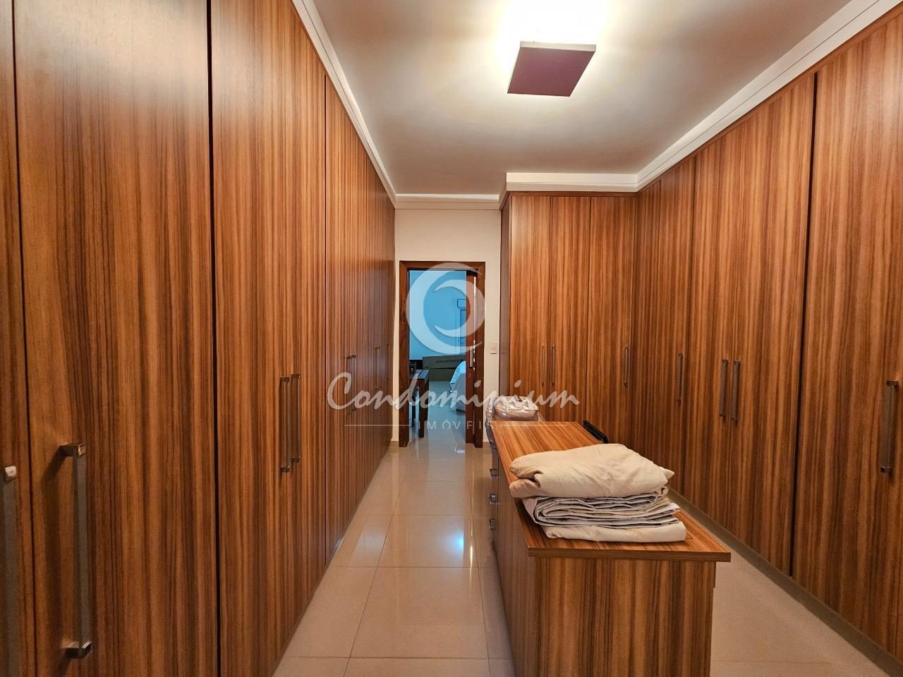 Casa de Condomínio com 4 quartos à venda, 377m² — foto 23 de 40