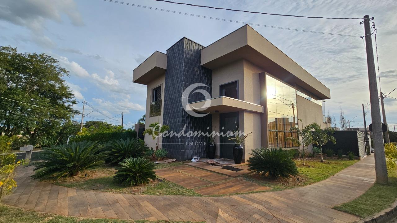 Casa de Condomínio com 3 quartos à venda, 312m² — foto 2 de 31