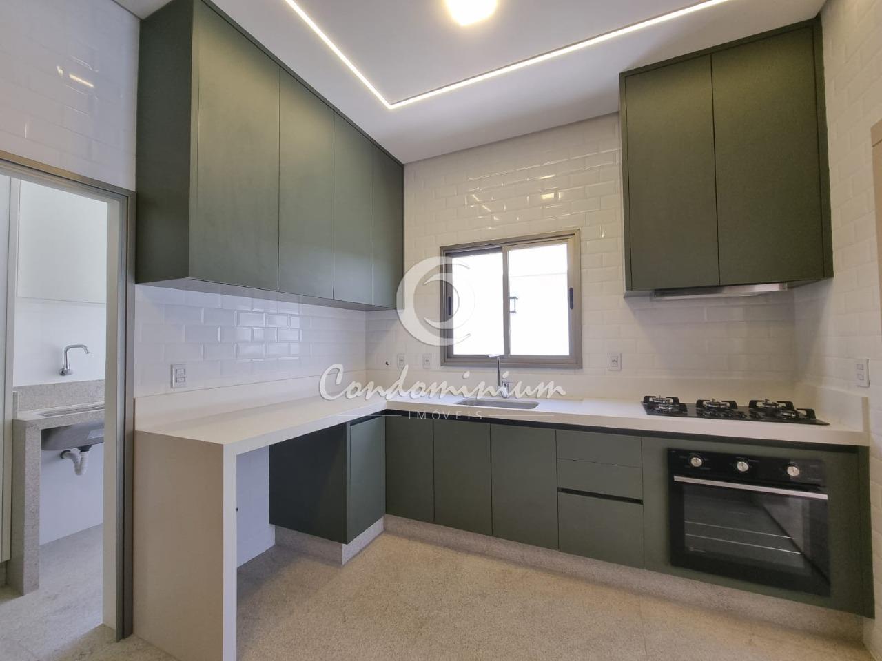 Casa de Condomínio com 3 quartos à venda, 230m² — foto 16 de 33