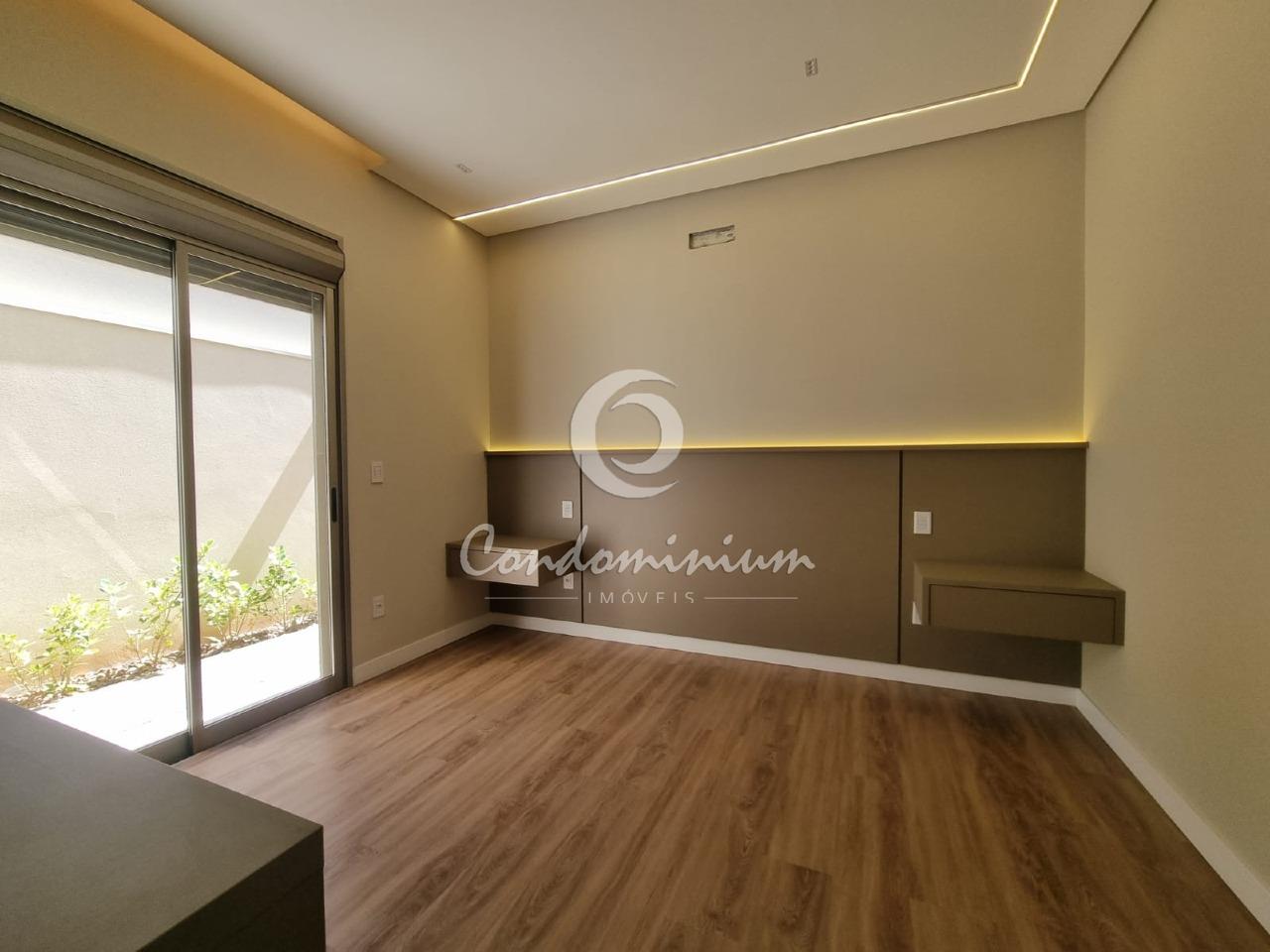 Casa de Condomínio com 3 quartos à venda, 230m² — foto 23 de 33