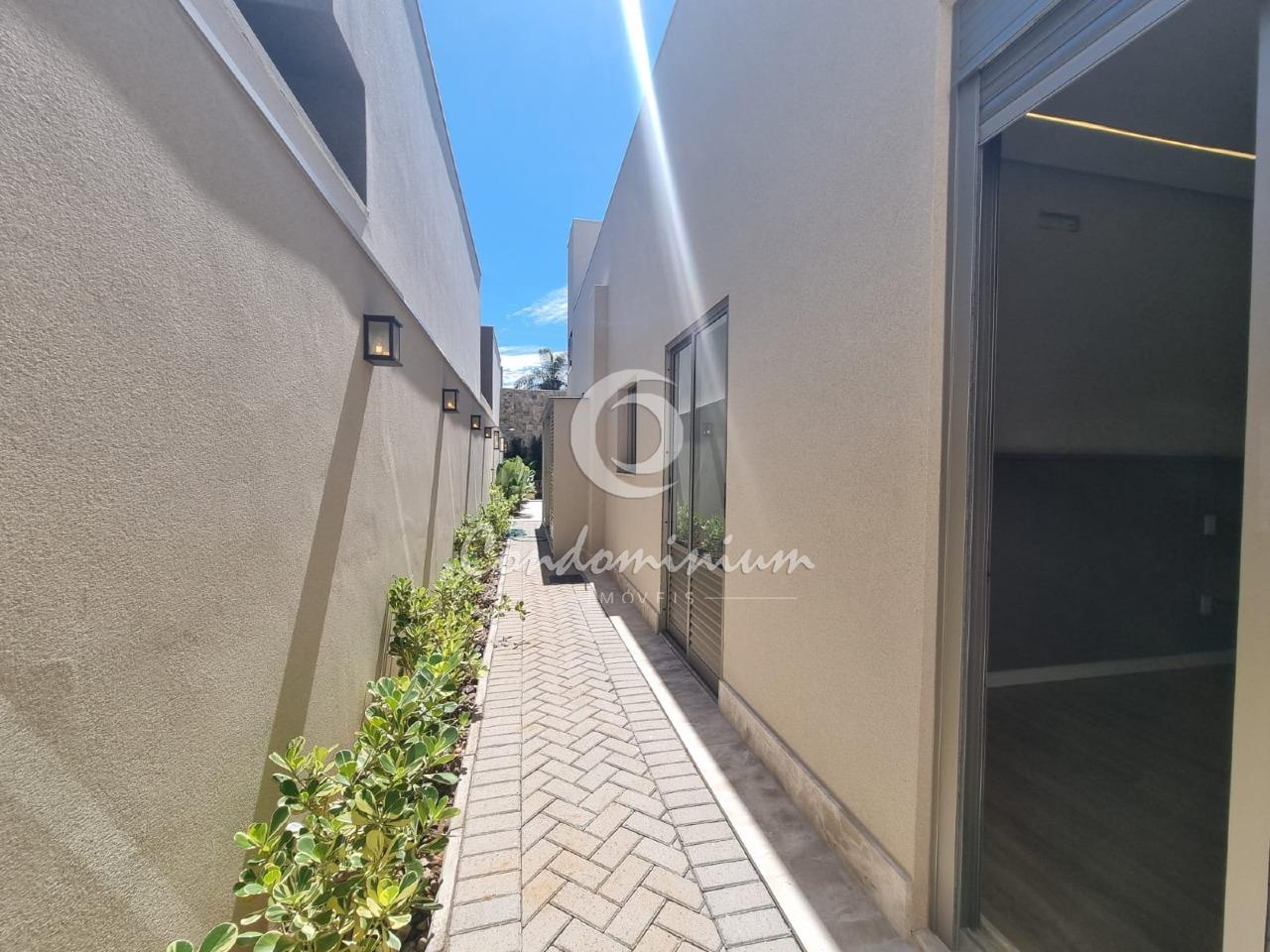 Casa de Condomínio com 3 quartos à venda, 230m² — foto 30 de 33