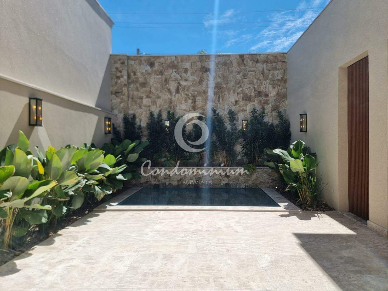 Casa de Condomínio com 3 quartos à venda, 230m² — foto 6 de 33