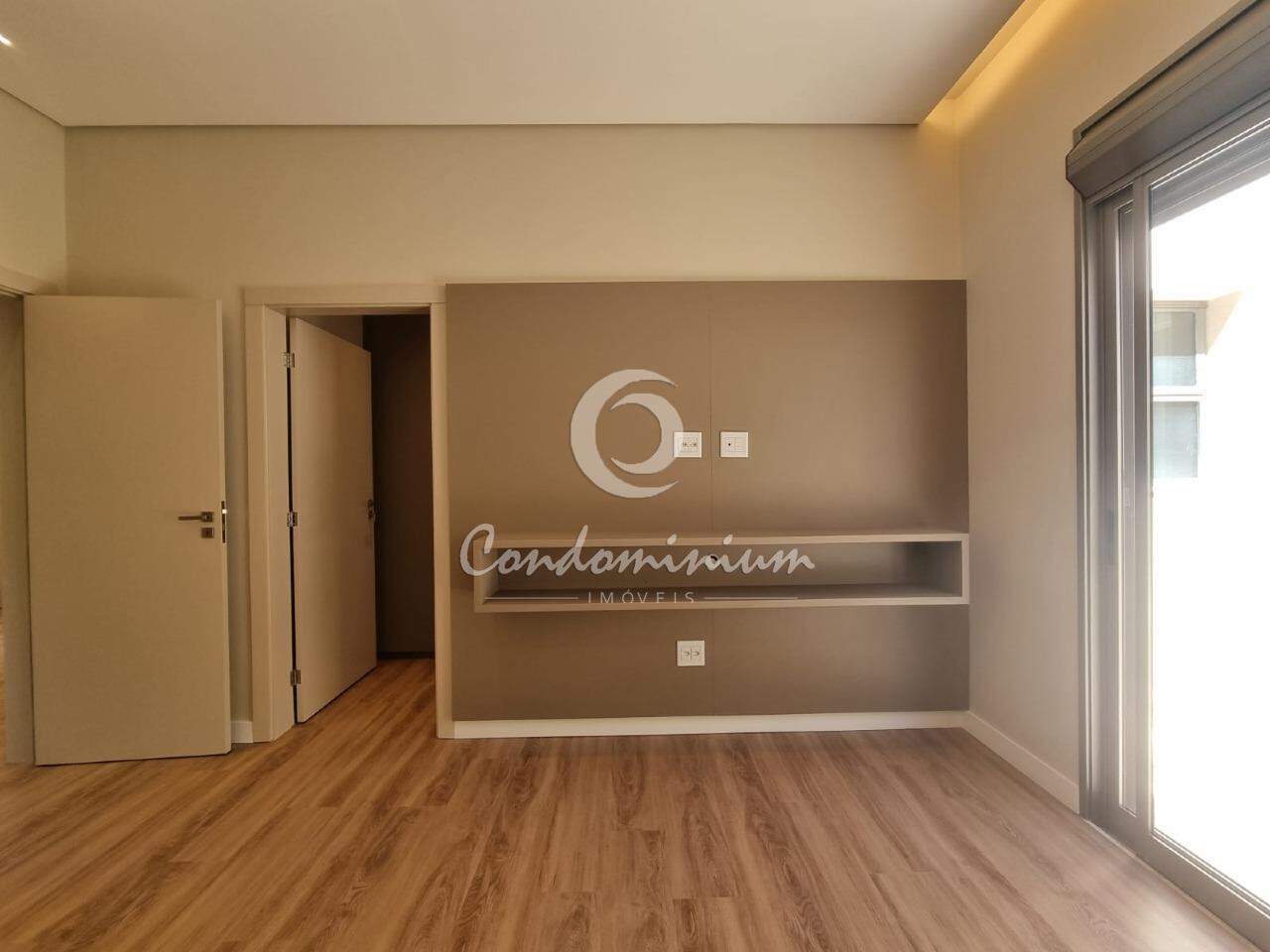 Casa de Condomínio com 3 quartos à venda, 230m² — foto 20 de 33