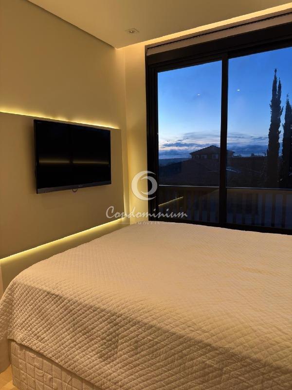 Casa de Condomínio com 3 quartos à venda, 370m² — foto 23 de 48