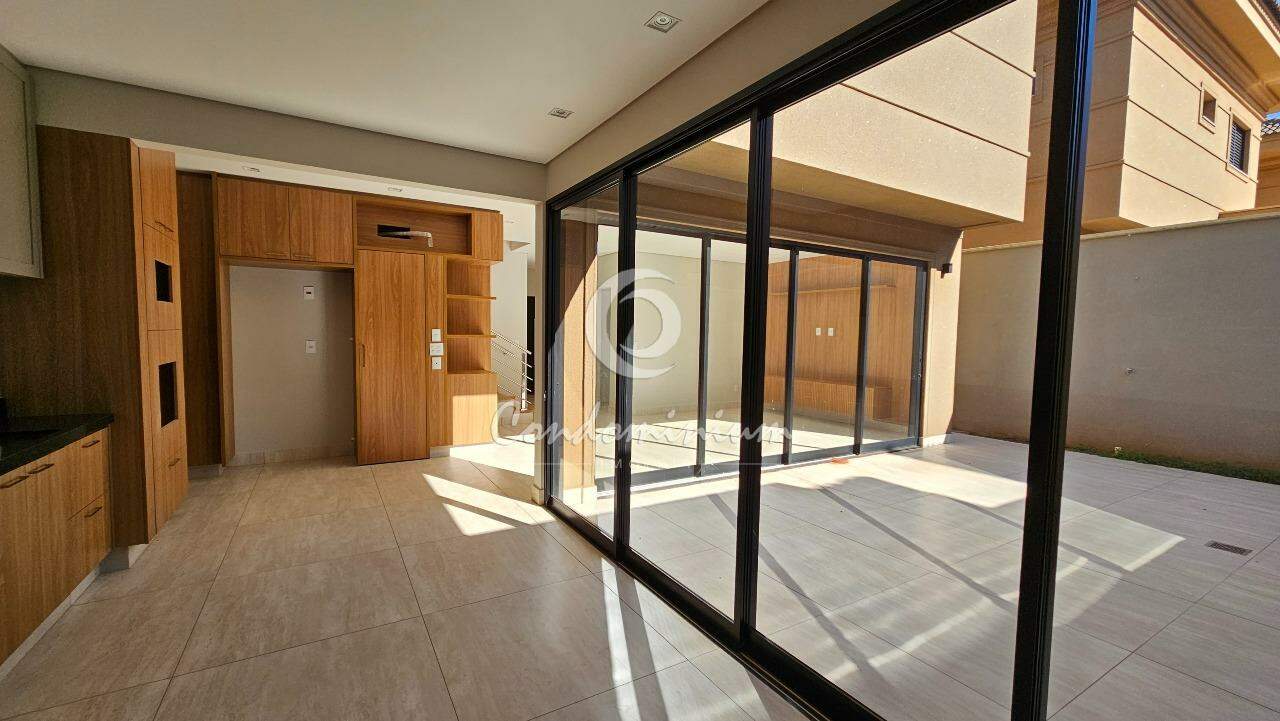 Casa de Condomínio com 3 quartos à venda, 175m² — foto 12 de 27