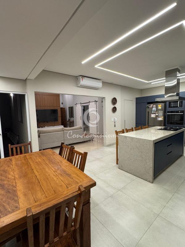 Casa de Condomínio com 3 quartos à venda, 158m² — foto 9 de 28