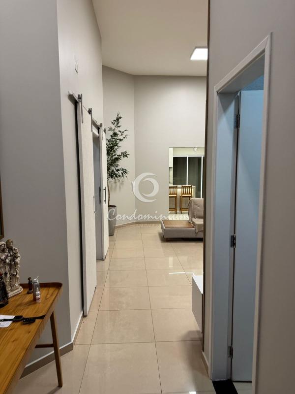 Casa de Condomínio com 3 quartos para aluguel, 158m² — foto 4 de 28