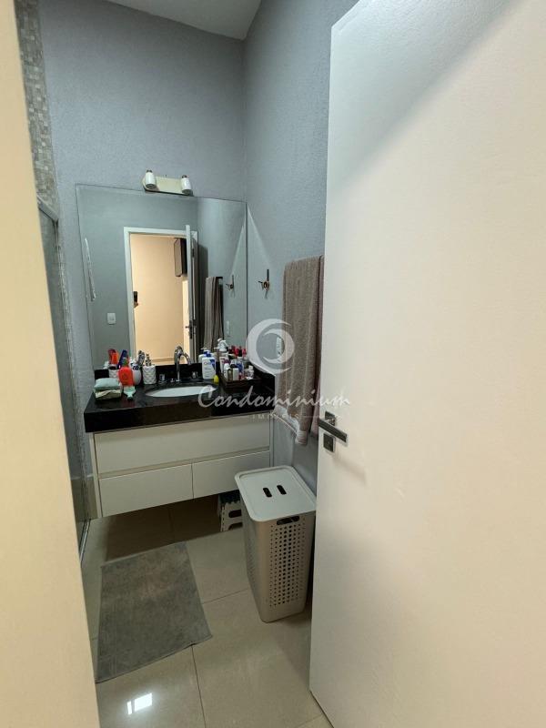 Casa de Condomínio com 3 quartos para aluguel, 158m² — foto 23 de 28