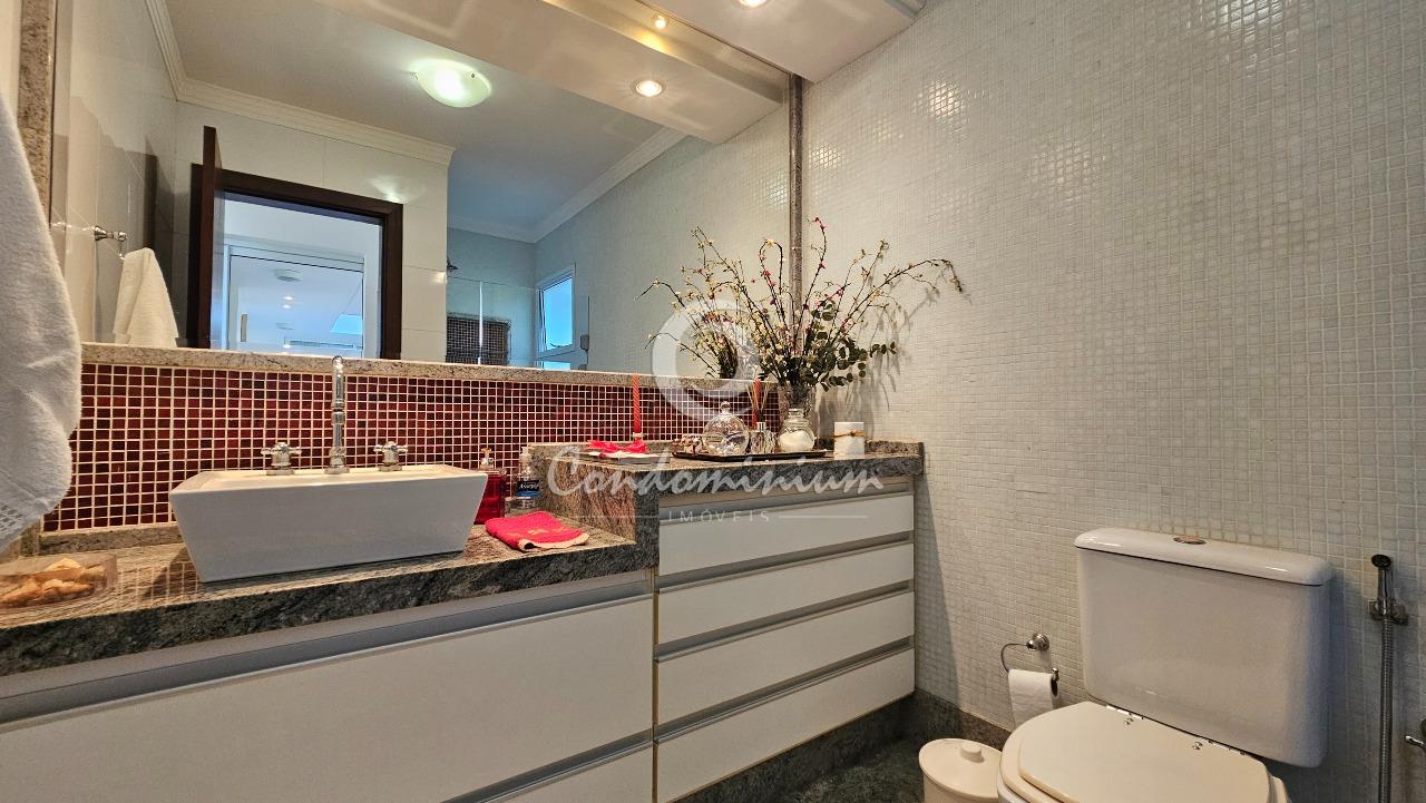 Casa de Condomínio com 3 quartos à venda, 350m² — foto 4 de 30