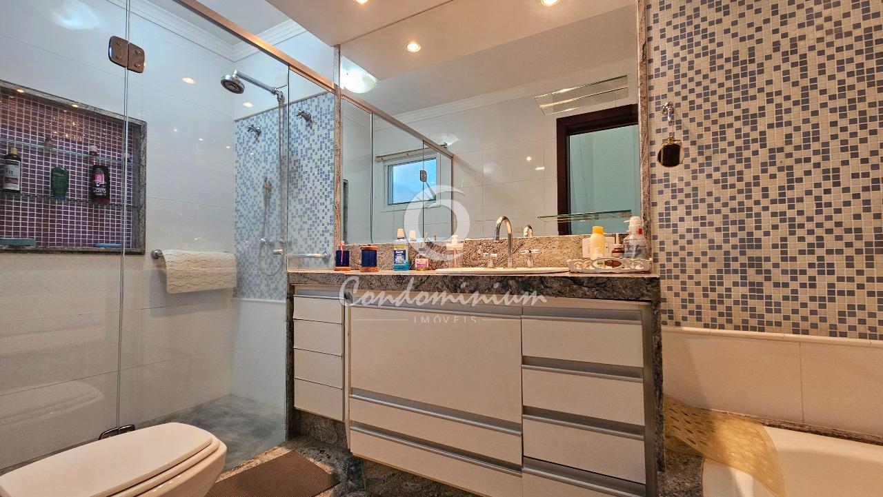 Casa de Condomínio com 3 quartos à venda, 350m² — foto 26 de 30