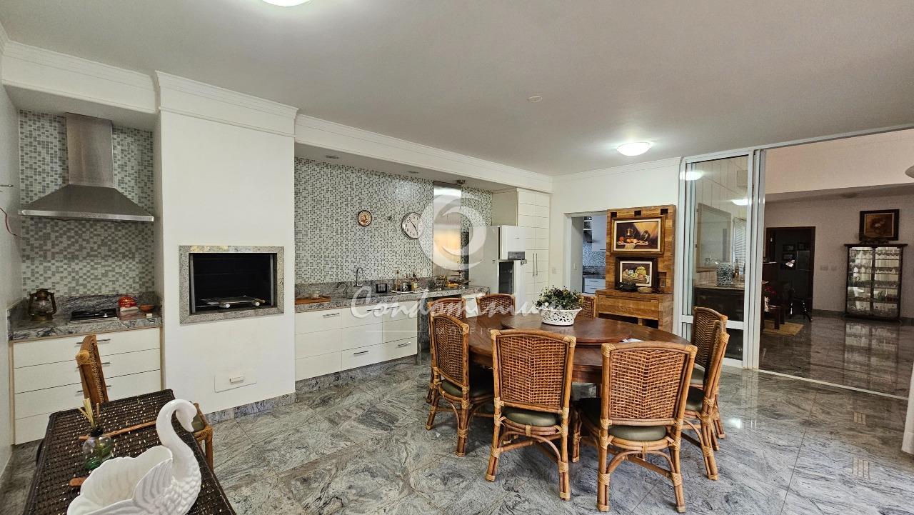 Casa de Condomínio com 3 quartos à venda, 350m² — foto 10 de 30