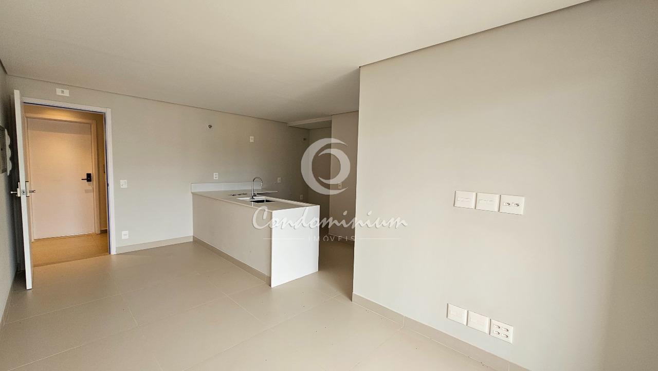 Apartamento com 2 quartos à venda, 57m² — foto 2 de 36