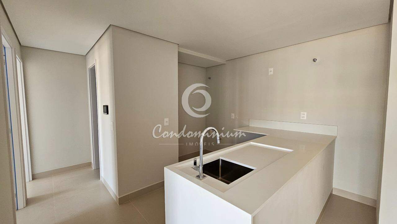 Apartamento com 2 quartos à venda, 63m² — foto 5 de 39