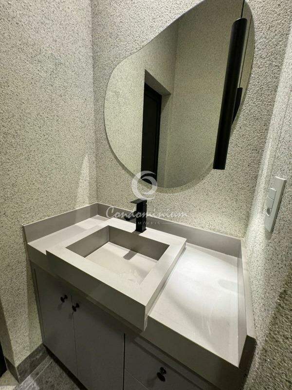 Casa de Condomínio com 4 quartos à venda, 273m² — foto 18 de 52