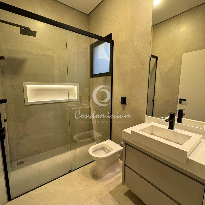 Casa de Condomínio com 4 quartos à venda, 273m² — foto 25 de 52